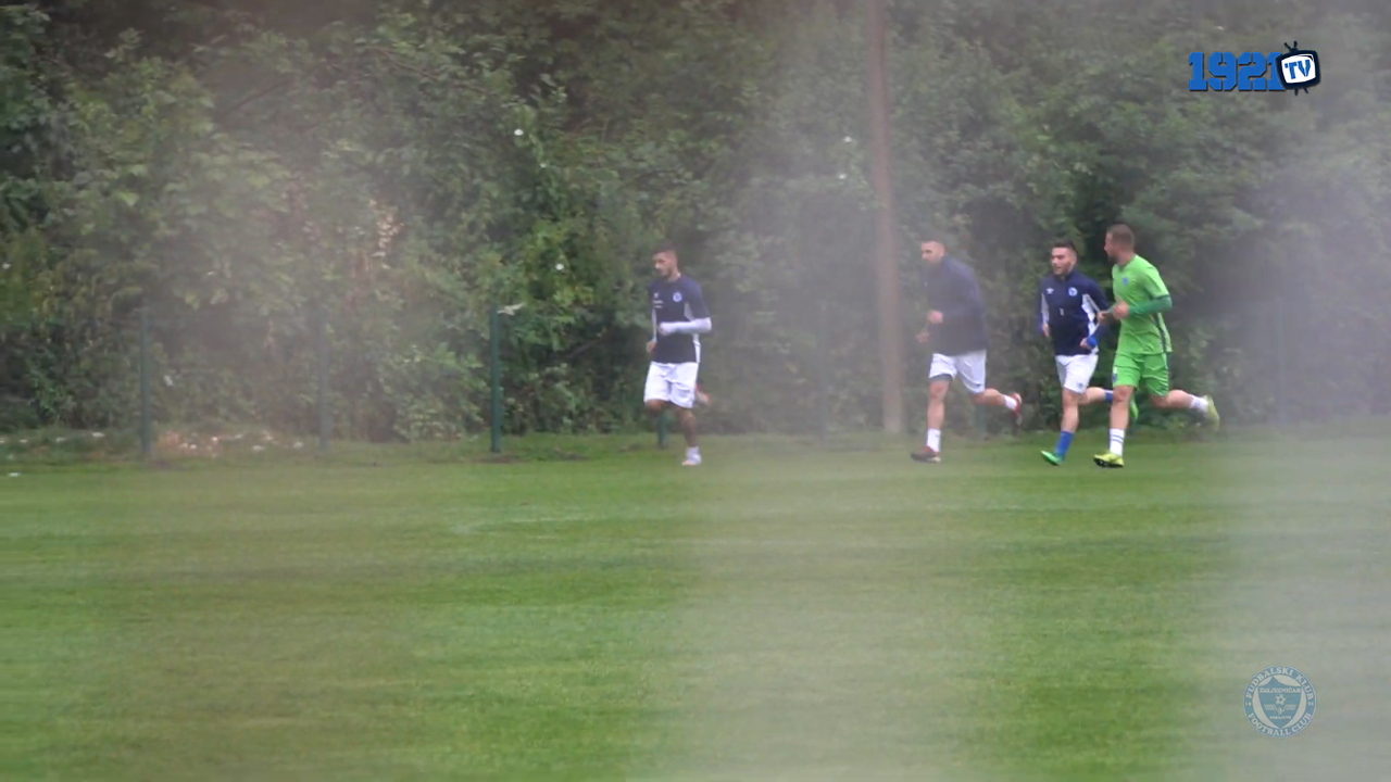 8953E1A3-541D-4E43-ADD7-2A23E9380E4D