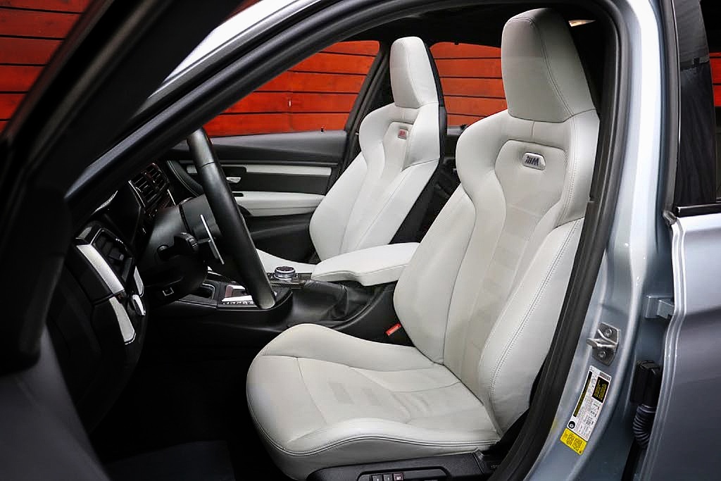 20D88BB9-27B2-46E7-8D89-7CB1A44FFE78