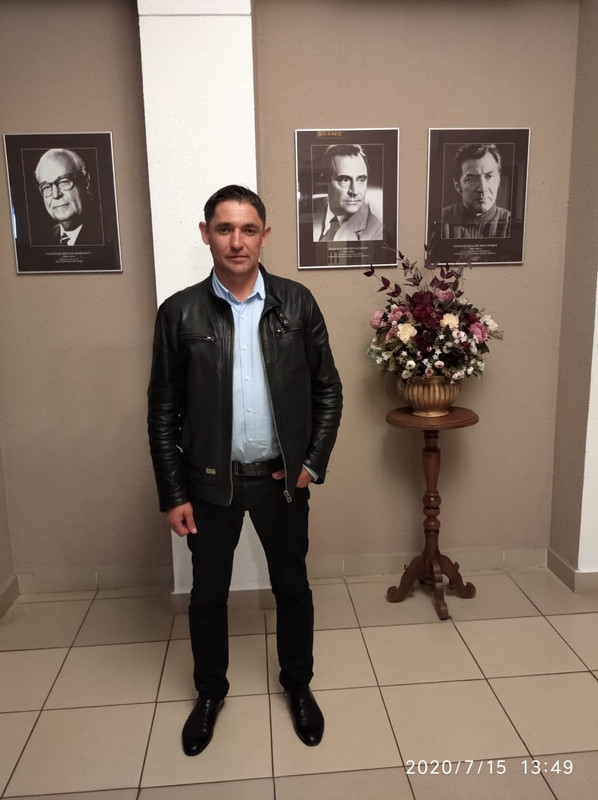 F79F9697-FDFA-4C4E-84E9-4488524EAF17