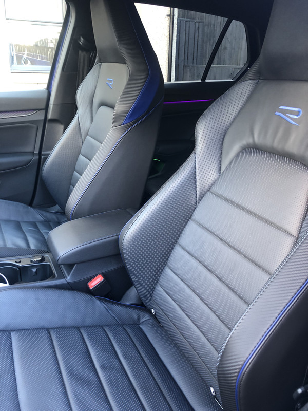 8F007F94-BBB2-4F6F-8685-DAF0235E5641