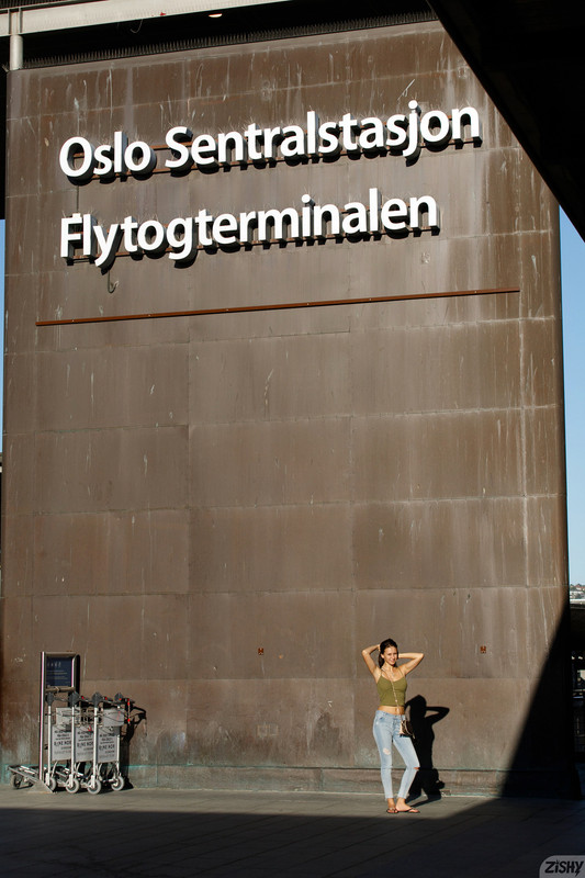 full_050_1106220818159208