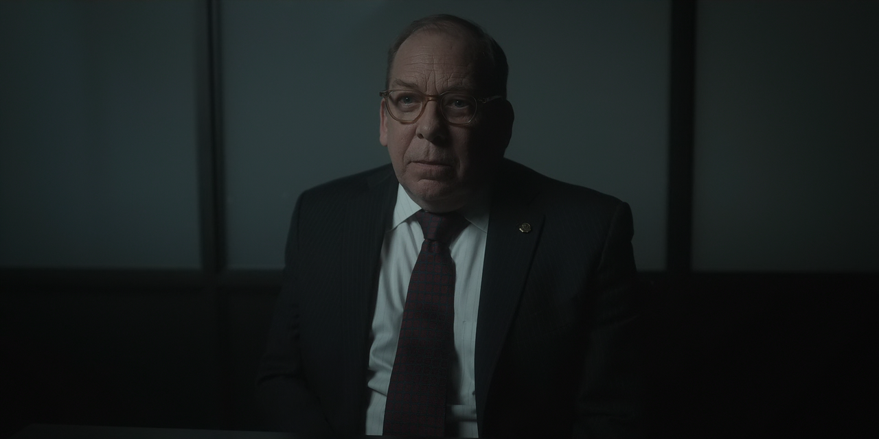 Zero.Day.2025.S01E03.1080p.10bit.NF.WEB-DL.DDP5.1.HEVC-Vyndros.mkv_snapshot_45.03_[2025.06.02_06.00.