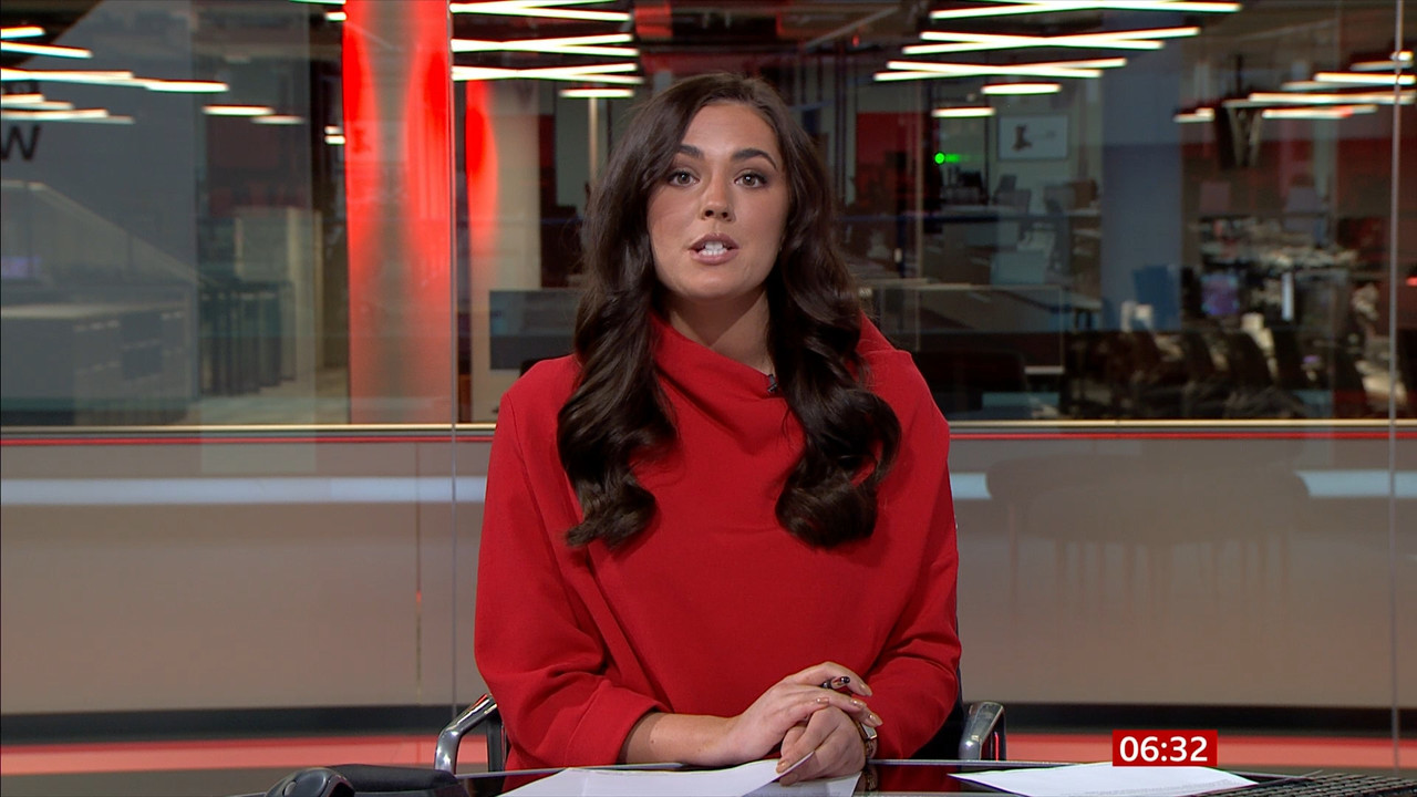 03.23 - 06.00.00 - Breakfast. The BBC's Breakfast programme features ....ts_snapshot_12.38.660