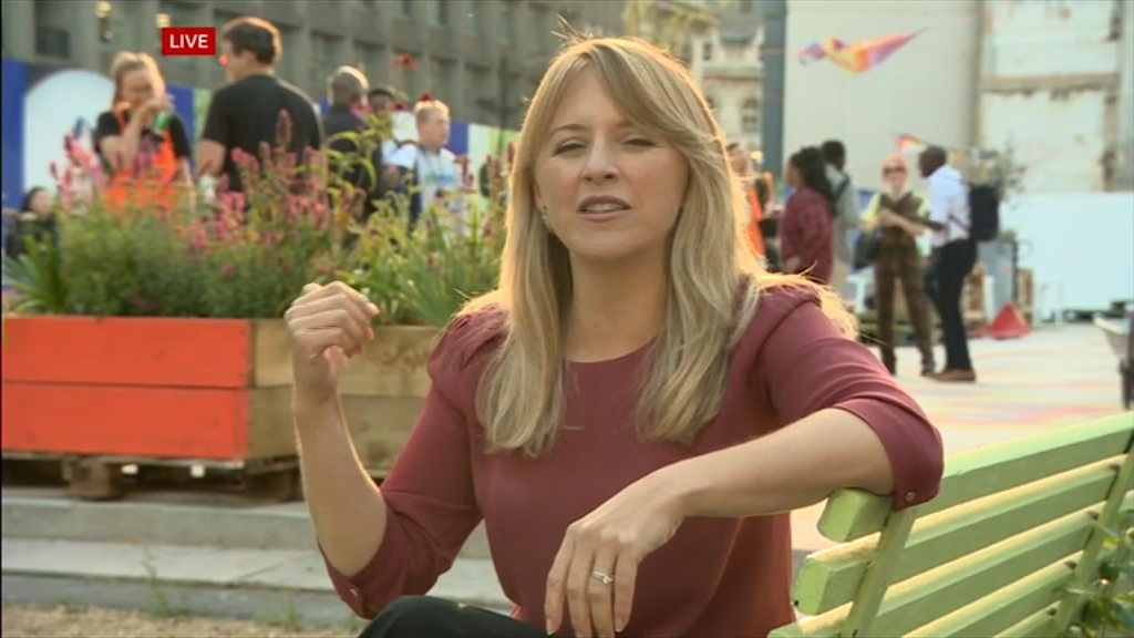 BBC London News_20210816_18301900.ts_snapshot_23.54.114