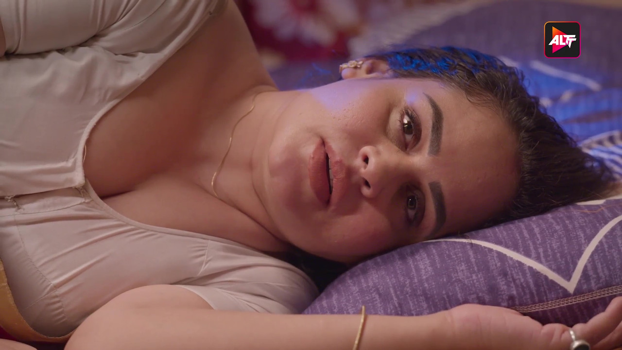 vlcsnap-2025-03-21-03h01m34s996