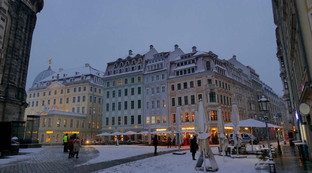 Bild: https://i.postimg.cc/RZh1Gj3M/P1260255.jpg