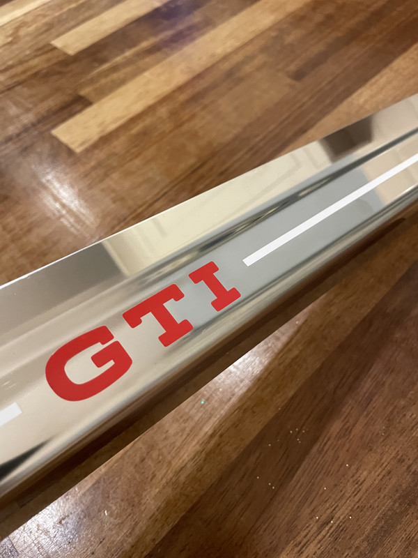 51BC0F5A-F553-40B4-822E-12D922F02C19