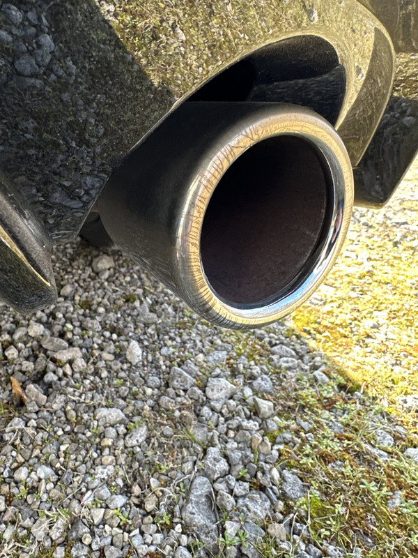 E5DB0119-8A36-4B32-B048-5262873BE8BD