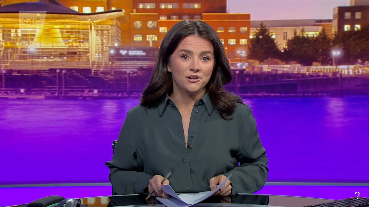 09.25 - 19.00.01 - Newyddion a Chwaraeon   25 09 2022. Weekend news a...(1).ts_snapshot_04.49.195