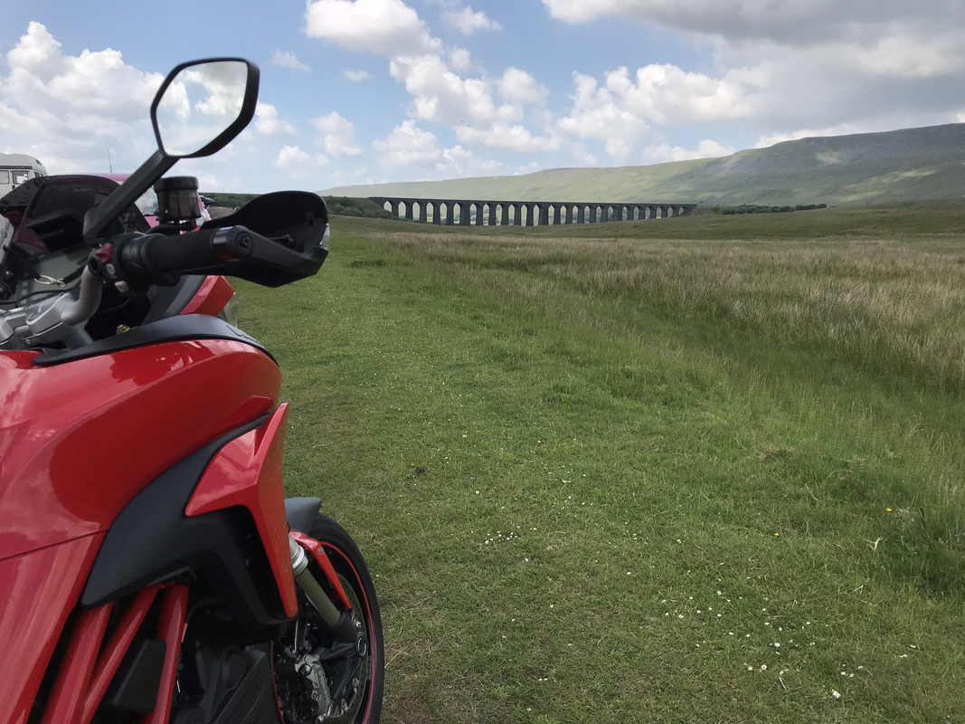 3CC6368F-D533-4303-90FB-FF24642279BC