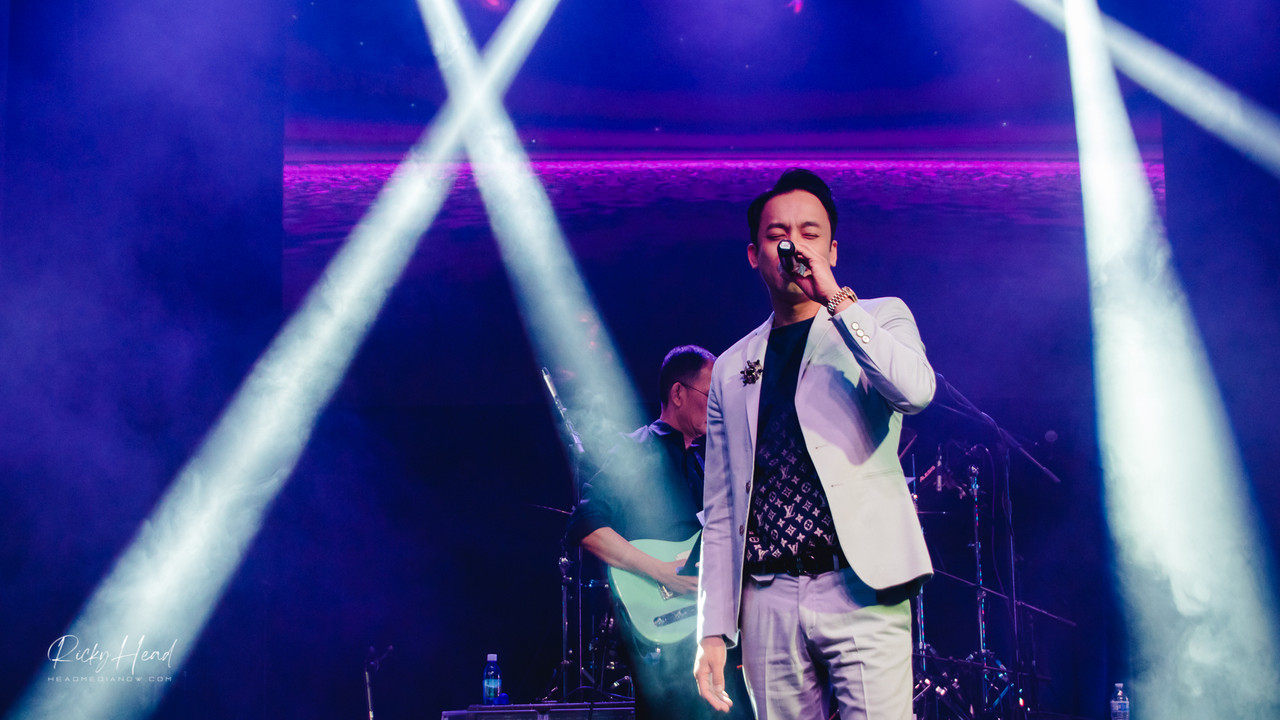 After taking a long break from singing, Trieu Khac Vinh has finally made his return to the music scene. It's clear that Trieu Khac Vinh's passion for music has not wavered during his hiatus, and his return promises to be nothing short of spectacular. Welcome back, Trieu Khac Vinh!  - Photo by Ricky Head