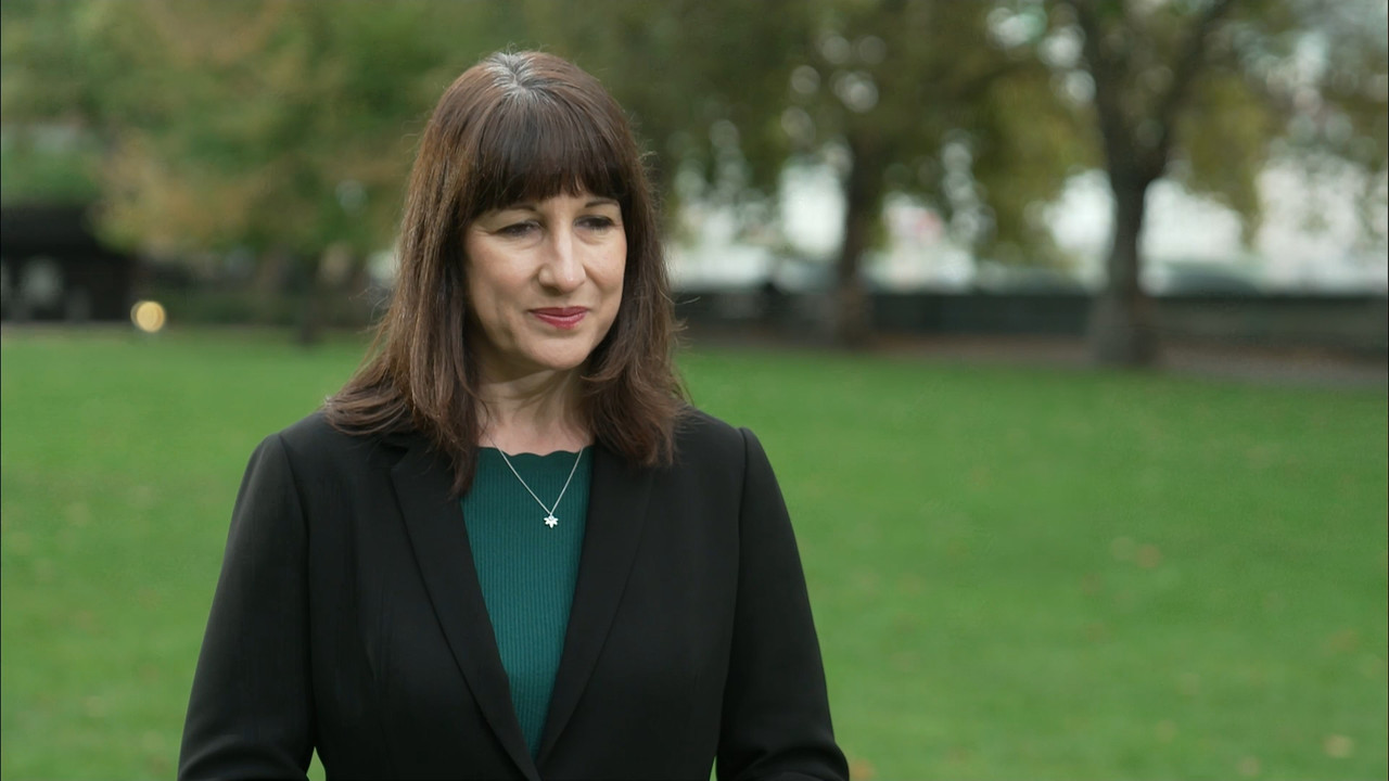 ITV Lunchtime News_20211028_13301355.ts_snapshot_10.57.116