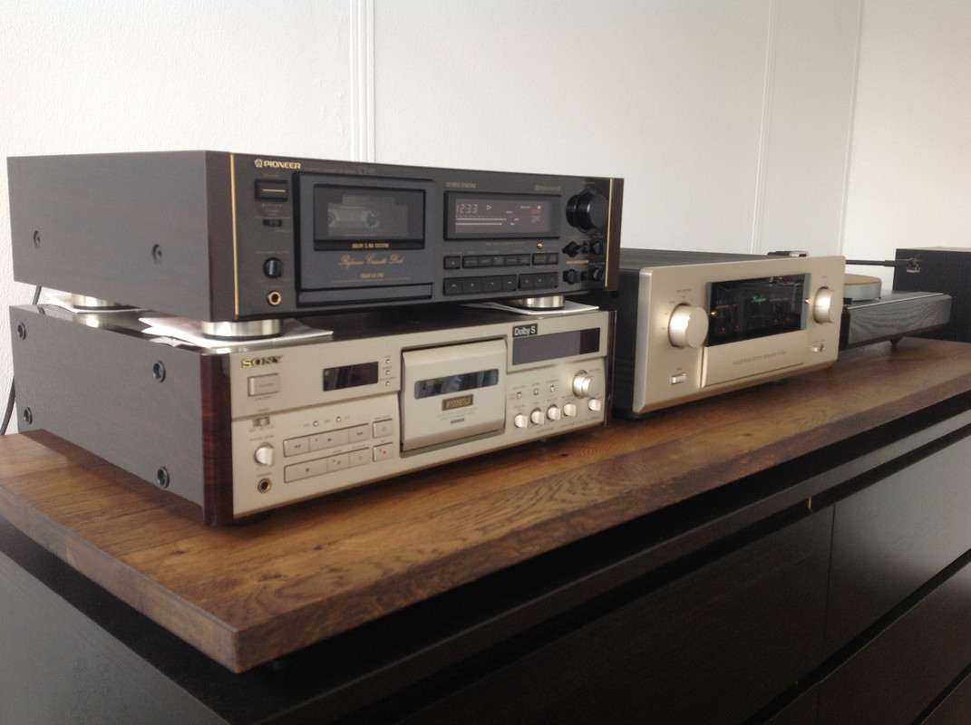 2DEAD1F5-F22A-47E7-9E3D-07015D85541B