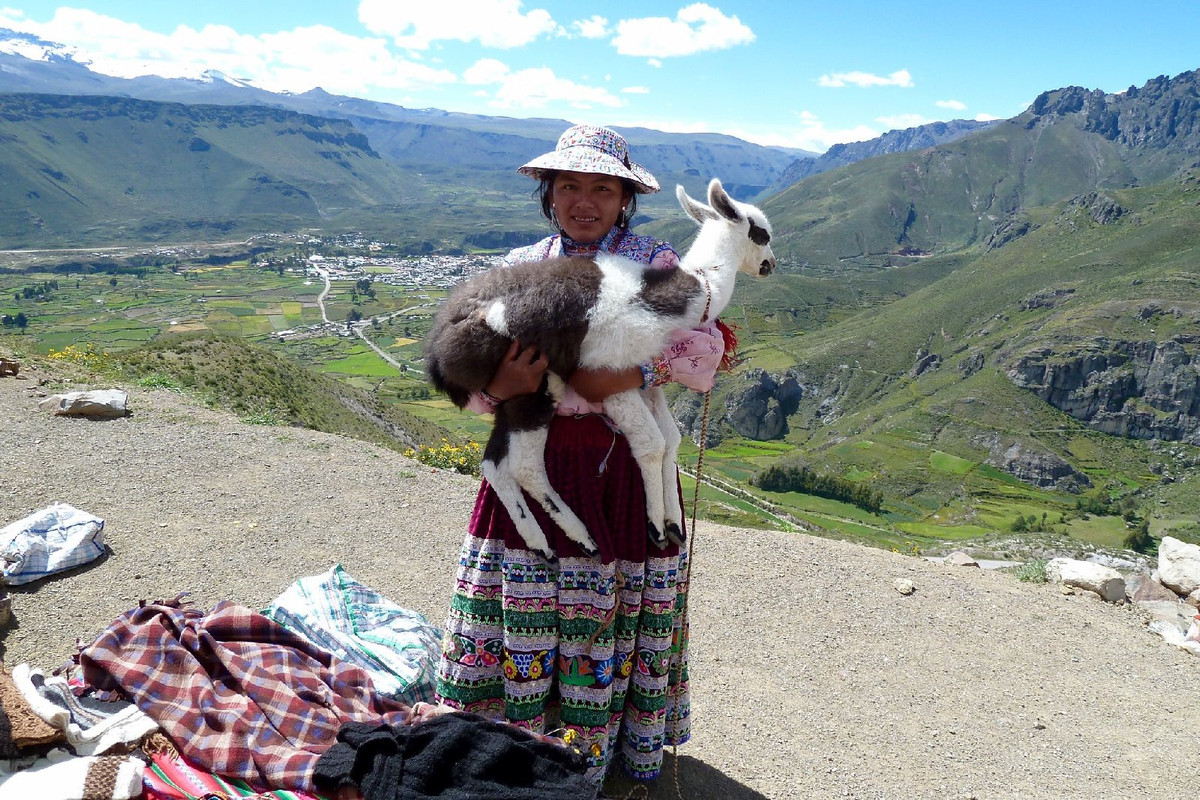 people-woman-peru.jpg