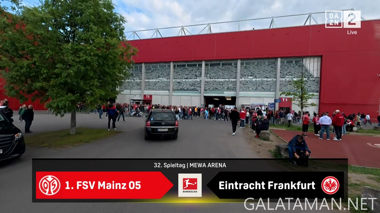 [Image: 05-04-18-50-01-DAZN-2-FHD-FSV-Mainz-05-v...46-447.jpg]