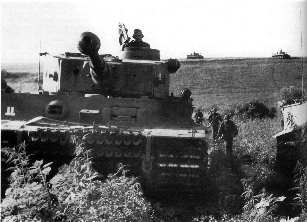 Tanques y granaderos de la SS-Panzergrenadier-Division Das Reich en Kursk