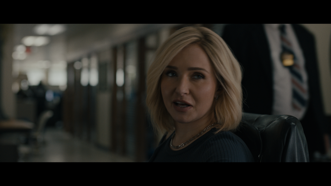 Scream.VI.2023.UHD..2160p.BDREMUX.HDR.DoVi.HEVC-Нечипорук.mkv_snapshot_00.47.58.793