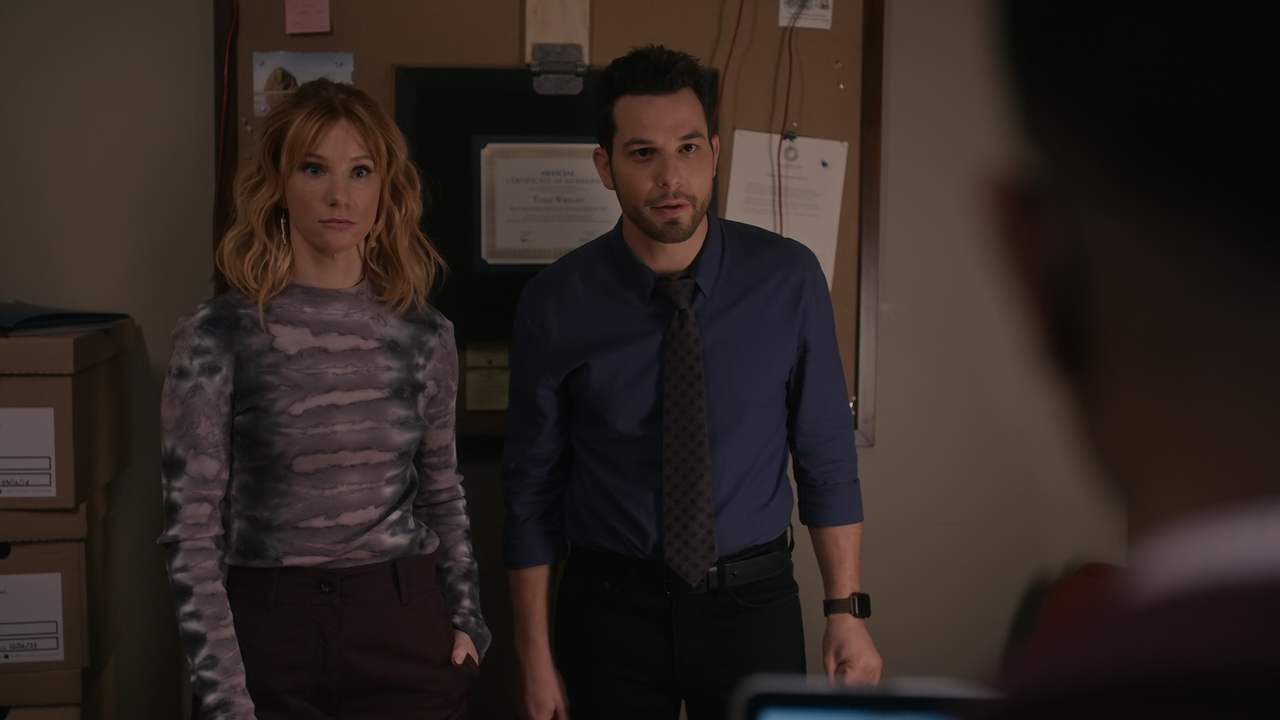 So.Help.Me.Todd.S02E10.The.Tooth.Is.Out.There.1080p.10bit.AMZN.WEB-DL.DDP5.1.HEVC-Vyndros.mkv_snapsh