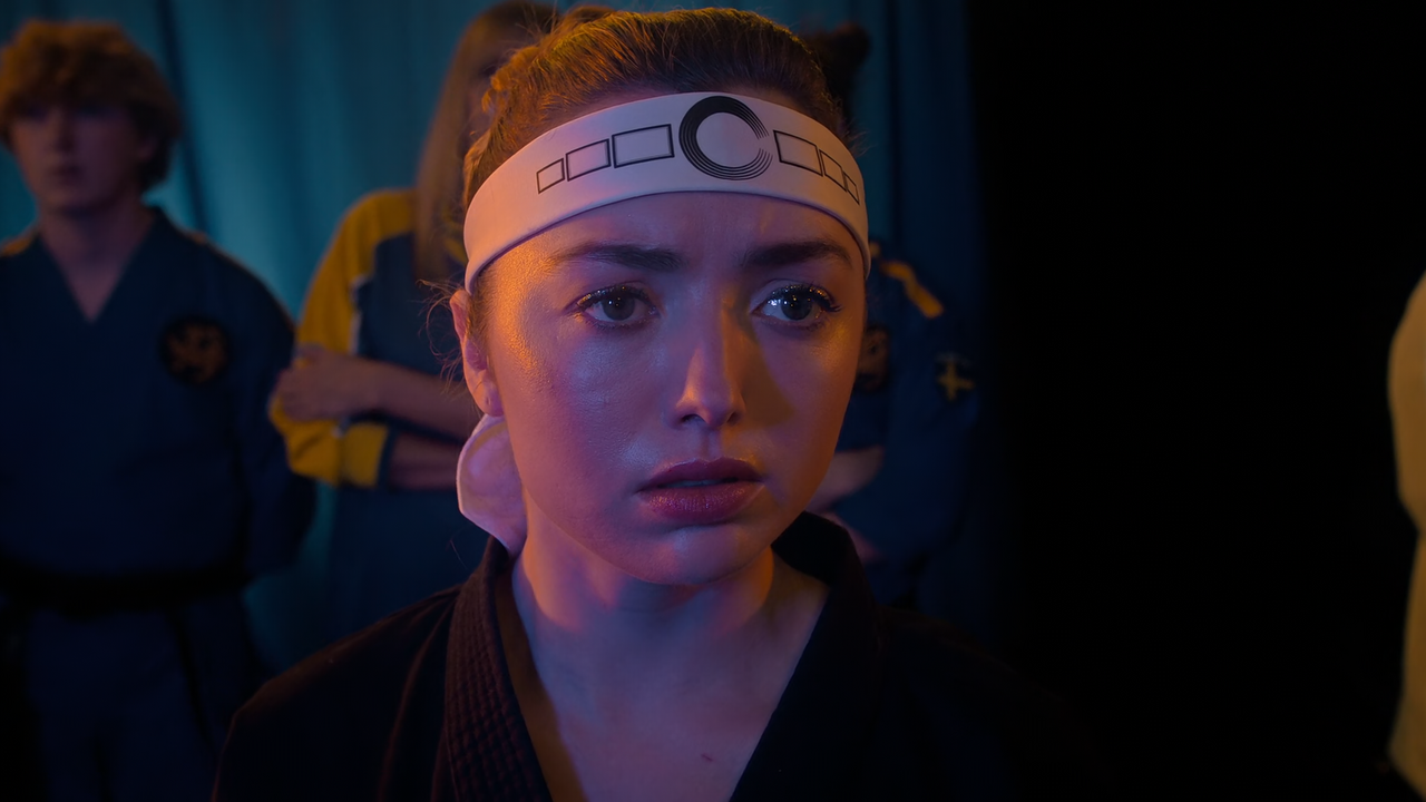 Cobra.Kai.S06E09.Blood.In.Blood.Out.1080p.10bit.NF.WEB-DL.DDP5.1.HEVC-Vyndros.mkv_snapshot_27.43_[20