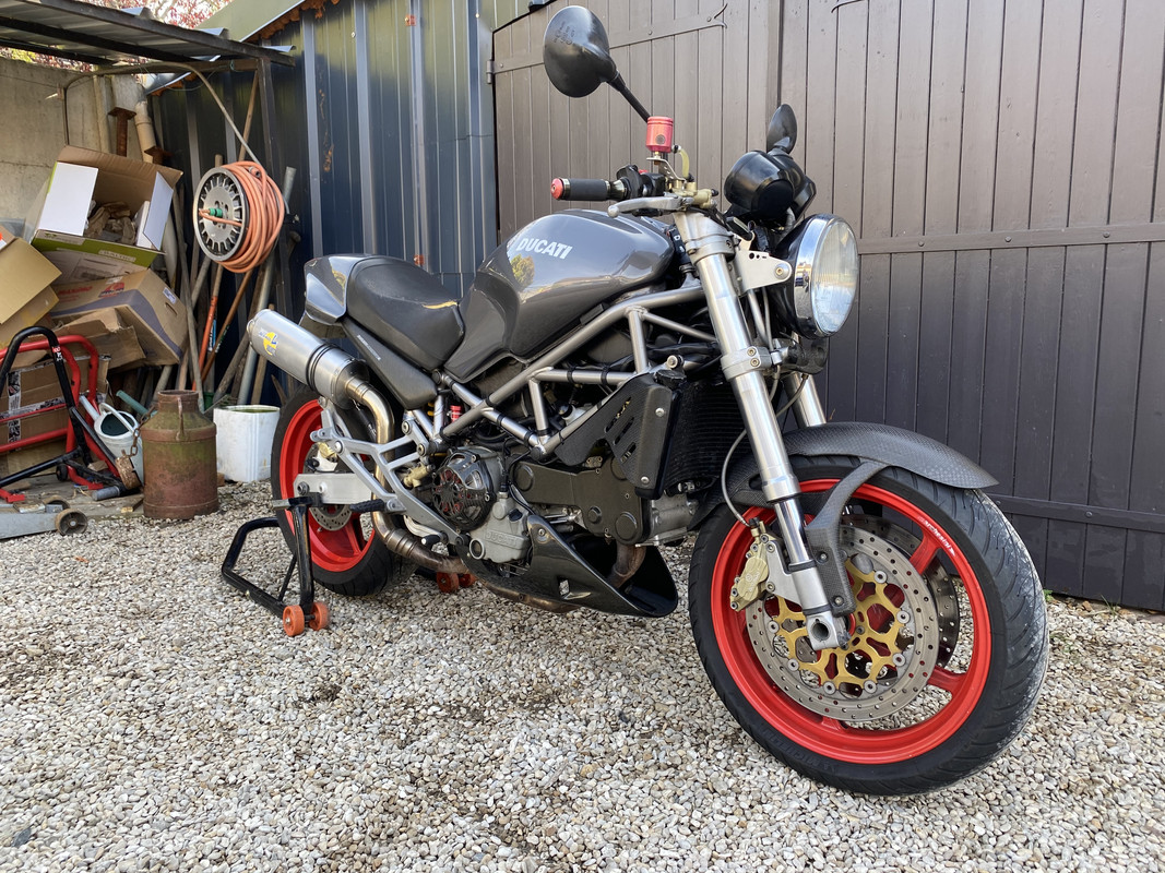 A8C24DAE-D2D4-47EB-80C6-271A5F42C401