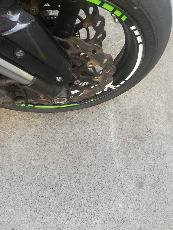 5AAEA477-4BFF-4FEB-85DD-77B744CBA77E