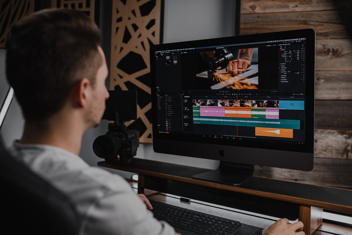 Fulltime Filmmaker - Davinci Resolve Editing Workflow