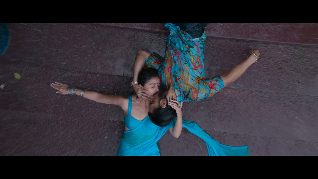 Rocky Aur Rani Kii Prem Kahaani 2023 - by Telly - VLC media player 08-09-2023 14_03_34