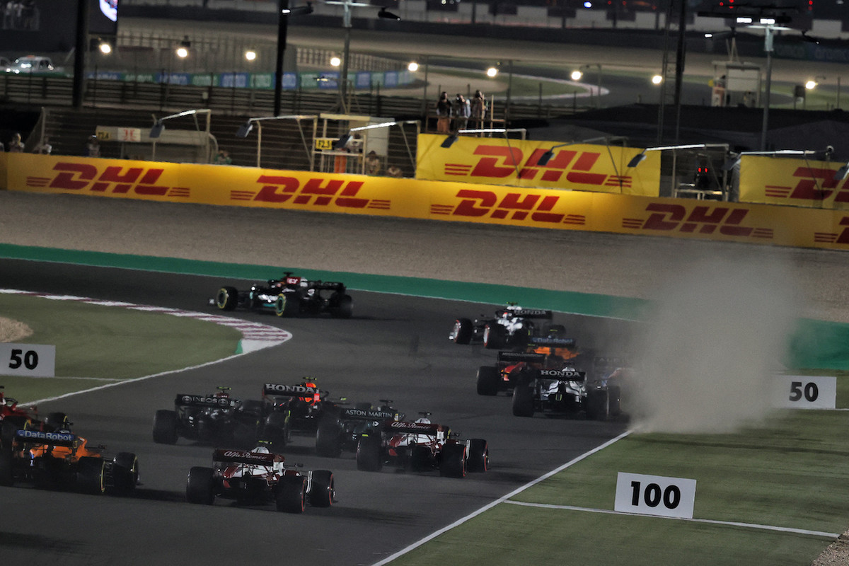 [Imagen: f1-gp-qatar-gara-domenica-44.jpg]