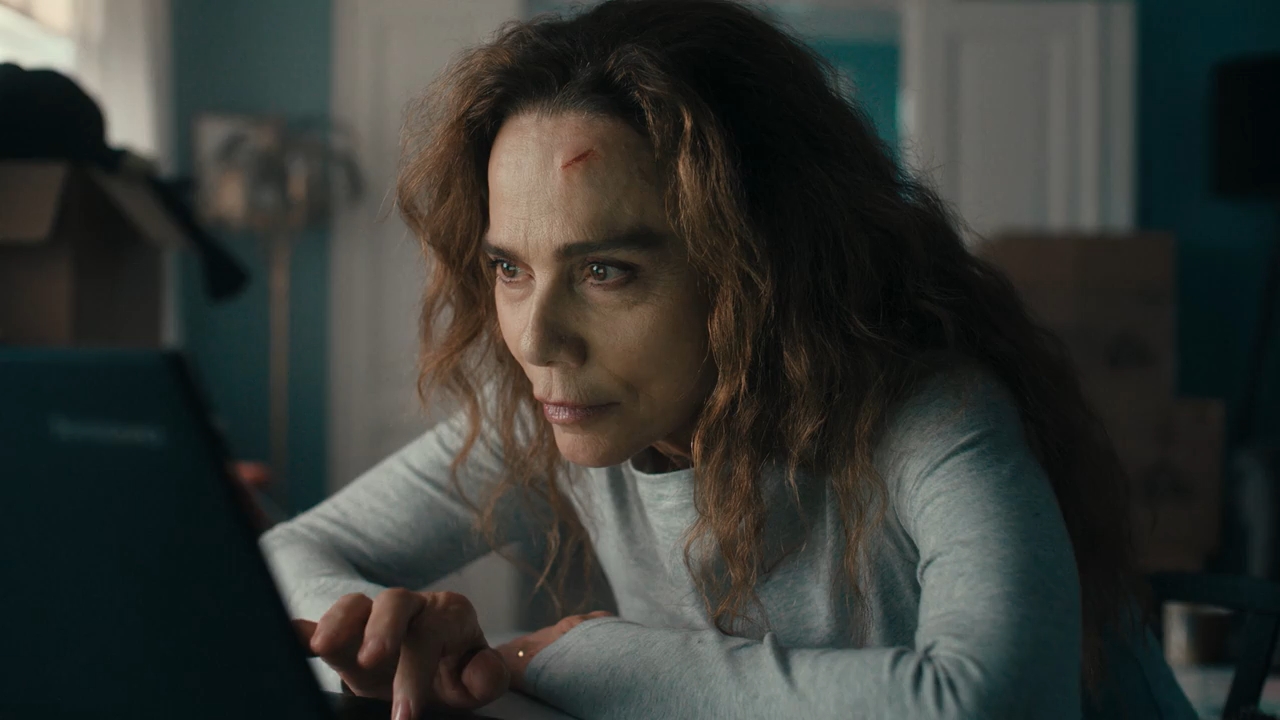 The Darkness (2024) Season 1 [Hindi + English] WebRip 480p 720p ESub - Complete Screenshot