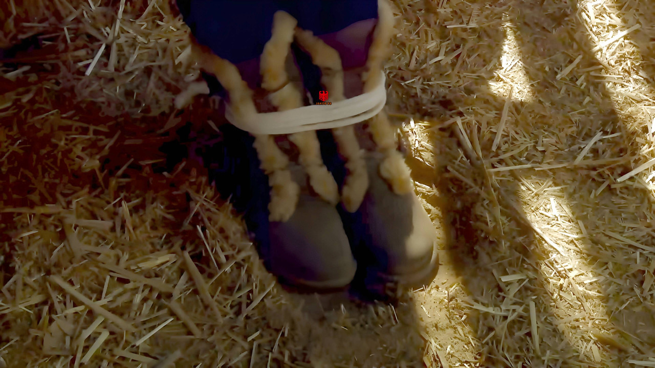 Agnes-Nicole Winter 2 - The Gold & The Beautiful 2009