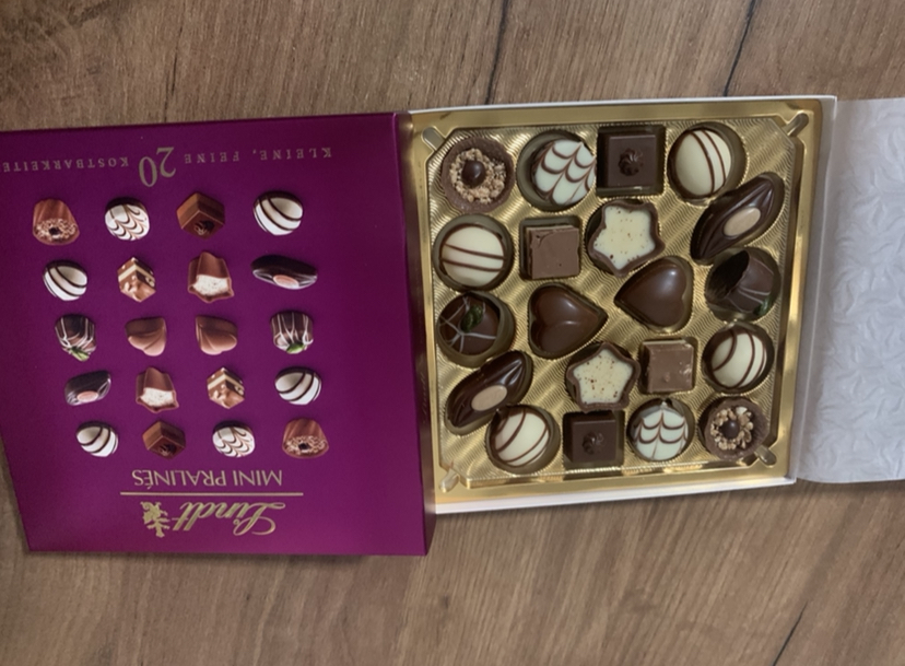 0CAECFB1-E1C5-467A-A3F5-8407BA4D60BB