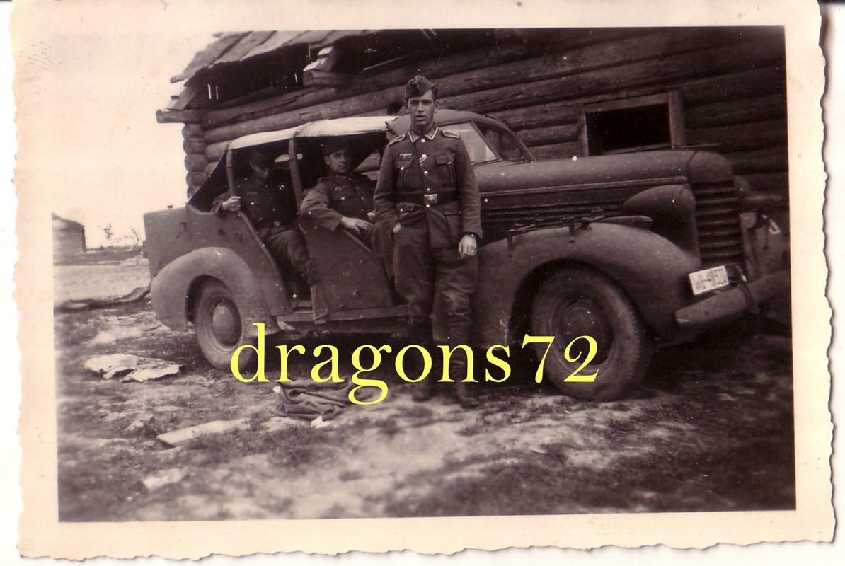 Foto Ostfront Div-Kutsche,Kfz,Pkw,Kübel Soldaten