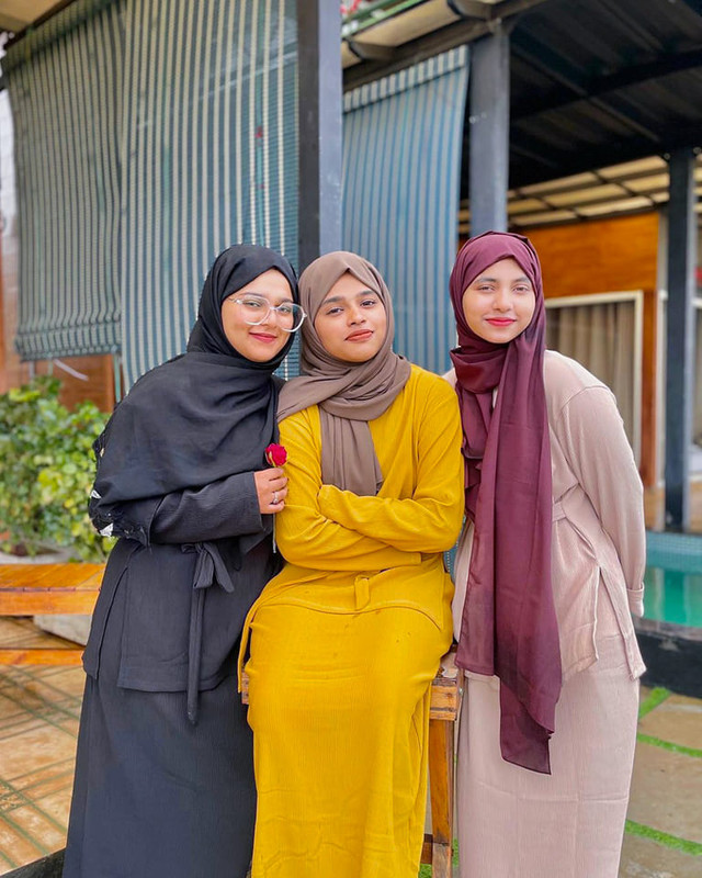 C:\Users\lenovo\Pictures\Saved Pictures\muslim woman\453742544_122176957010086524_6899351368626500523_n.jpg
