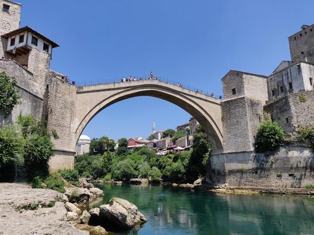 10 días por Eslovenia, Croacia y Bosnia con 3 niños. - Blogs de Europa Oriental - Sabado: Entramos a Bosnia parando en Mostar, Jablanica y Sarajevo. (1)
