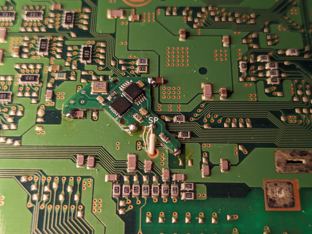 PXL_20250915_180805842.MV