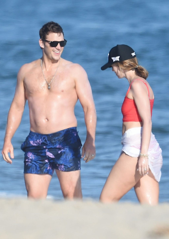 Katherine-Schwarzen(31)