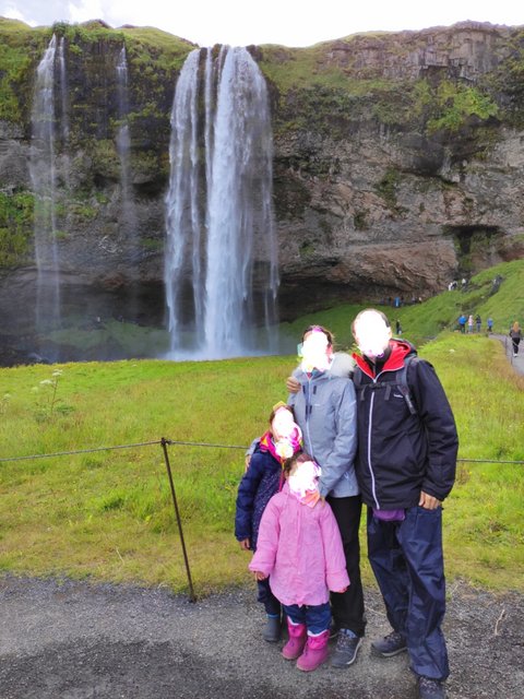 Islandia 2020: En autocaravana y sin coronavirus - Blogs de Islandia - --Día 4 (25 julio): Keldur - Trío de cascadas - Seljavallalaug - Solheimajokull (6)