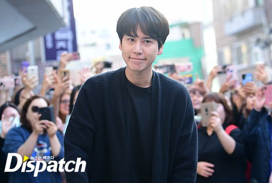 D59OWVRUYAAOWEU.jpg large