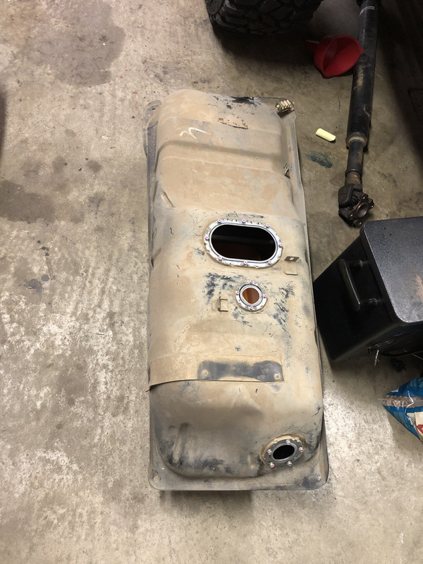 3940-E2-E2-7944-42-CE-8954-2-CAB78-C37-BCF.jpg