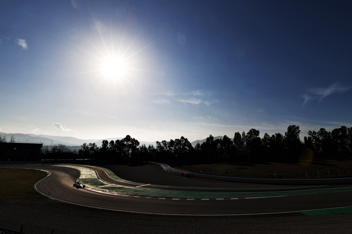 [Imagen: f1-test-barcellona-day-2-gallery-fotografica-72.jpg]