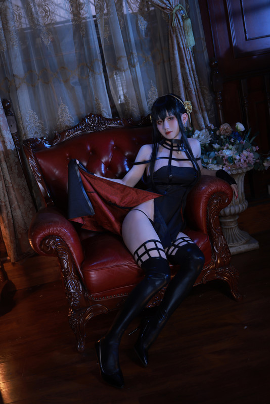 Coser Ying man san shi Miss KON com 007
