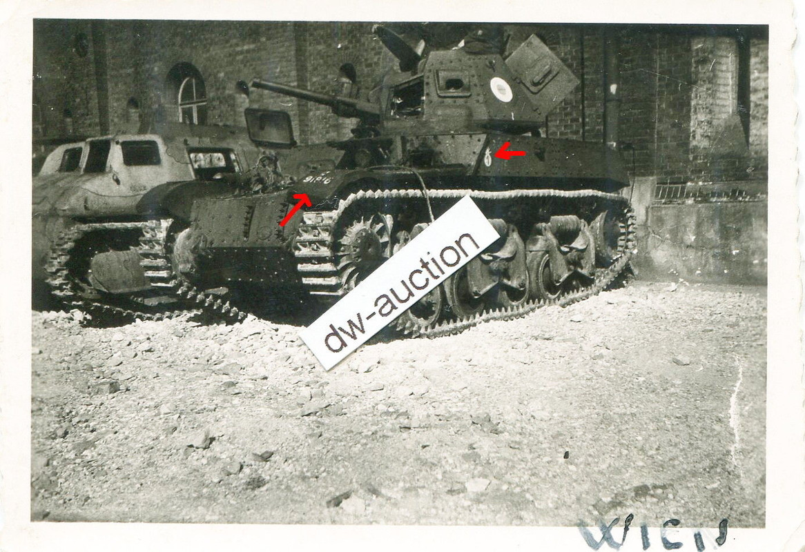 französischer Beute Panzer AMC 35 mit Kennung un