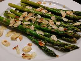 Espàrrecs Verds A La Planxa