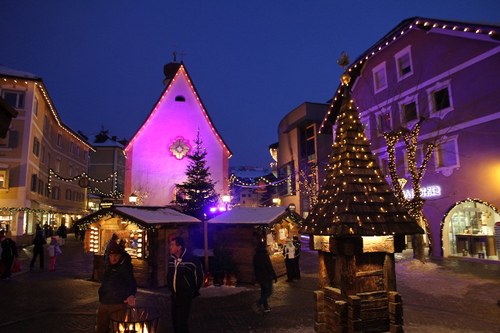 VAL DI FUNES: STA. MADDALENA Y ST GIOVANNI IN RANUI- VAL GARDENA: ORTISEI - DOLOMITAS: NIEVE Y MERCADOS NAVIDEÑOS EN NOCHEVIEJA (7)