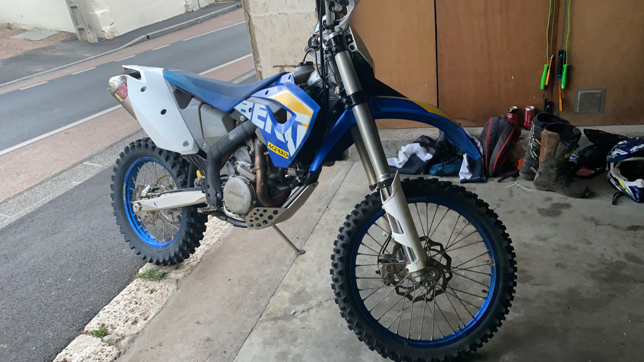 C418EE63-D9CB-442A-B6FB-D9E12472ADBA