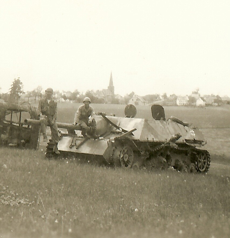 US Troops Posed w KO'd German Jagdpanzer IV Panzer Tank Destroyer!!! (2)