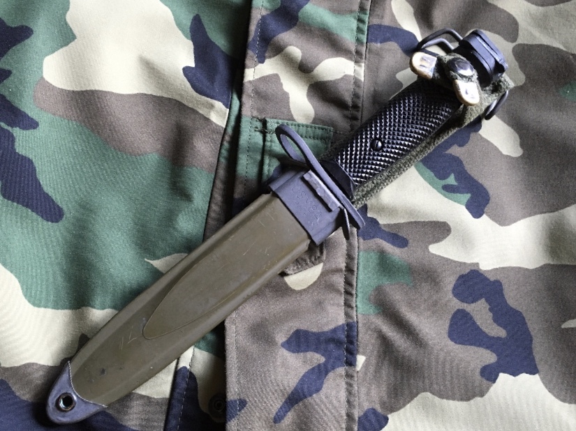Ontario-M-7-Bayonet-in-M8-A1-scabbard.jpg