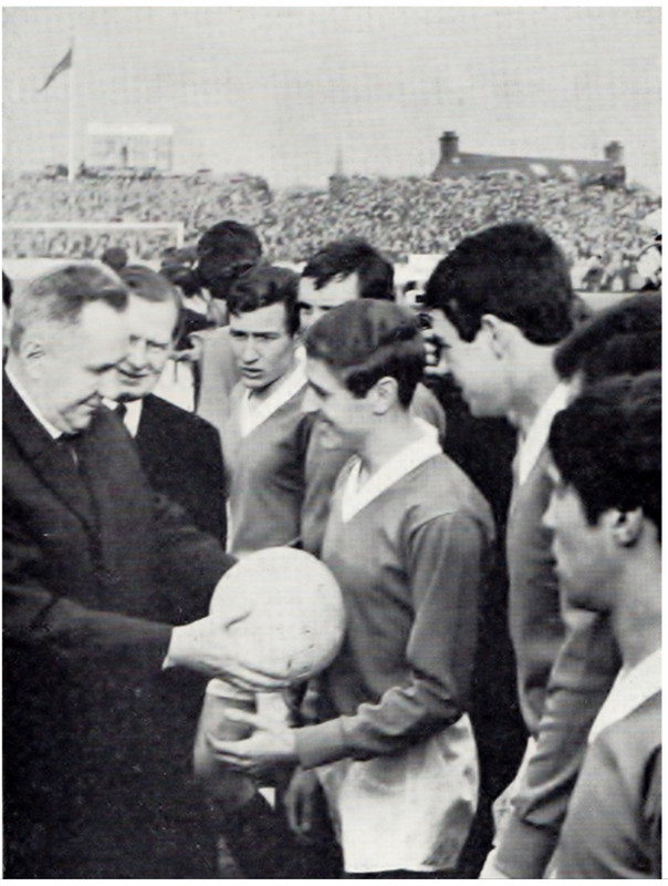 5B03B755-4C76-487E-A0B2-23E4414FEBD1