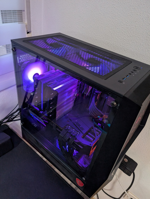 PXL-20250824-182723802.jpg