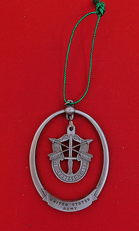SF Christmas Orn 001